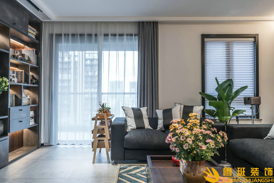 凱德世紀(jì)名邸113平現(xiàn)代實景客廳