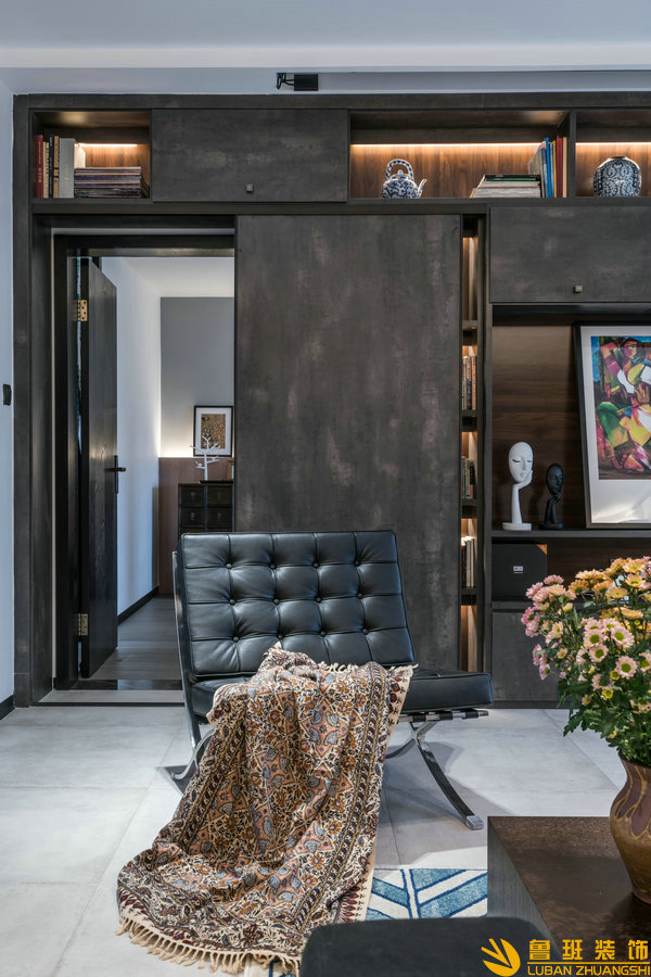 凱德世紀(jì)名邸113平現(xiàn)代實景客廳1