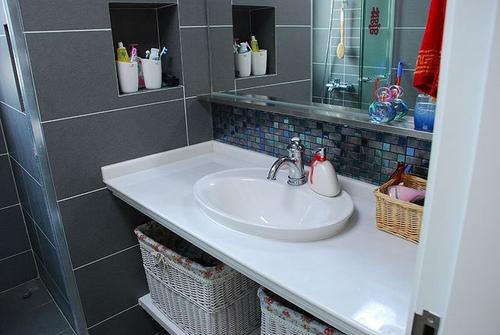 衛(wèi)生間洗漱臺(tái)材質(zhì)有哪些？衛(wèi)生間洗漱臺(tái)選購(gòu)技巧