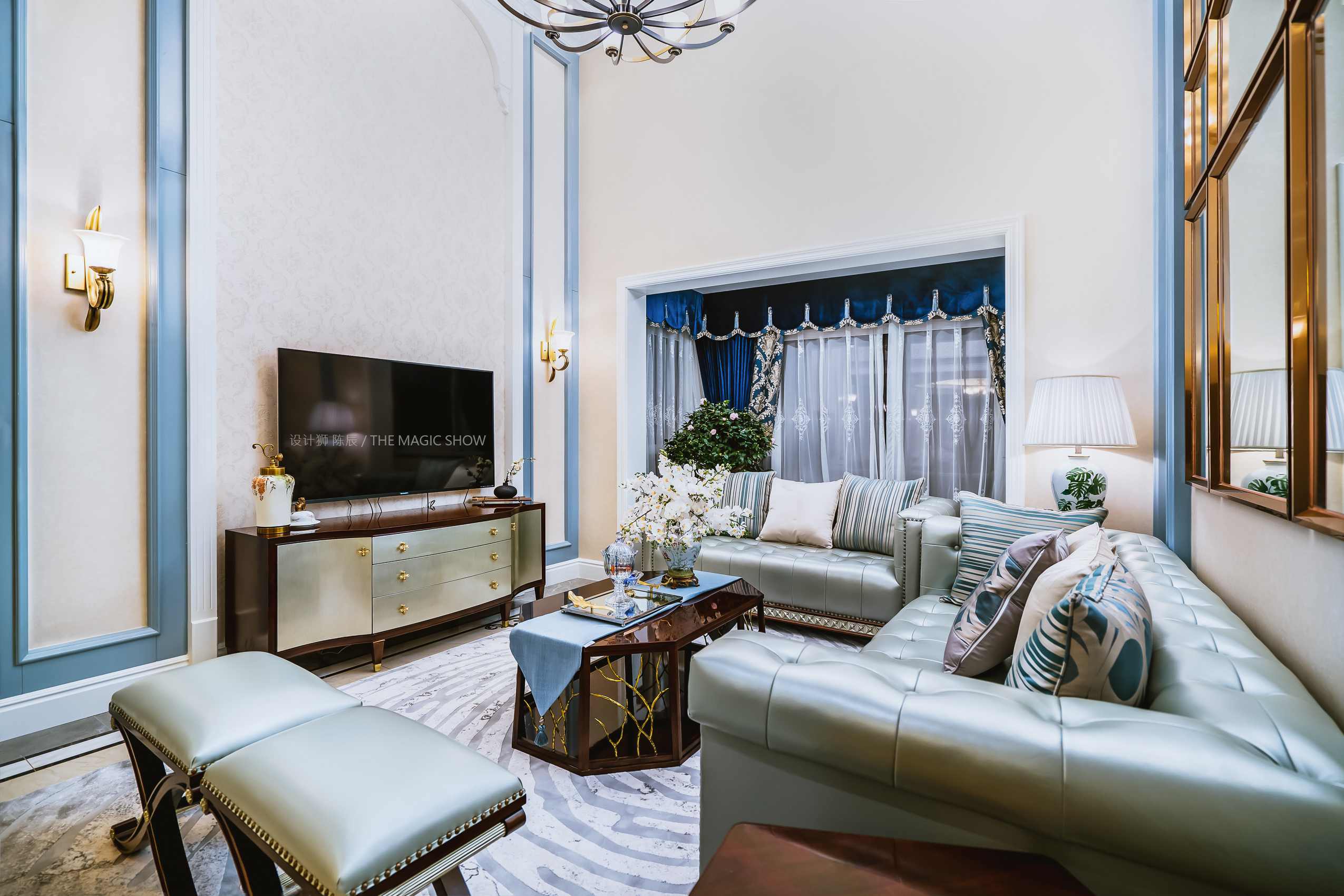 實景雅居樂十里花巷躍層 200平方米 兩室兩廳美式輕奢客廳1