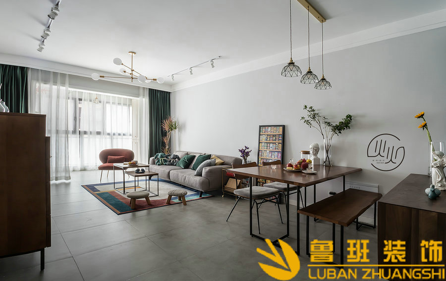 中海蘭庭100平小戶型設計裝修實景客廳