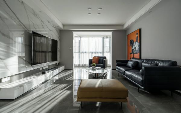 春天陽光五室三衛(wèi)197.9平米裝修實景